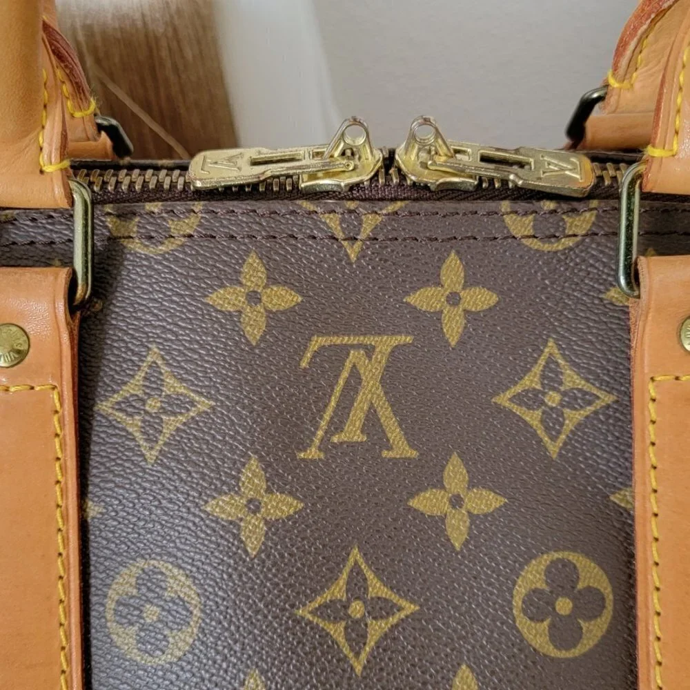Louis Vuitton Monogram Brown Keepall Bandouliere 55 Travel Bag